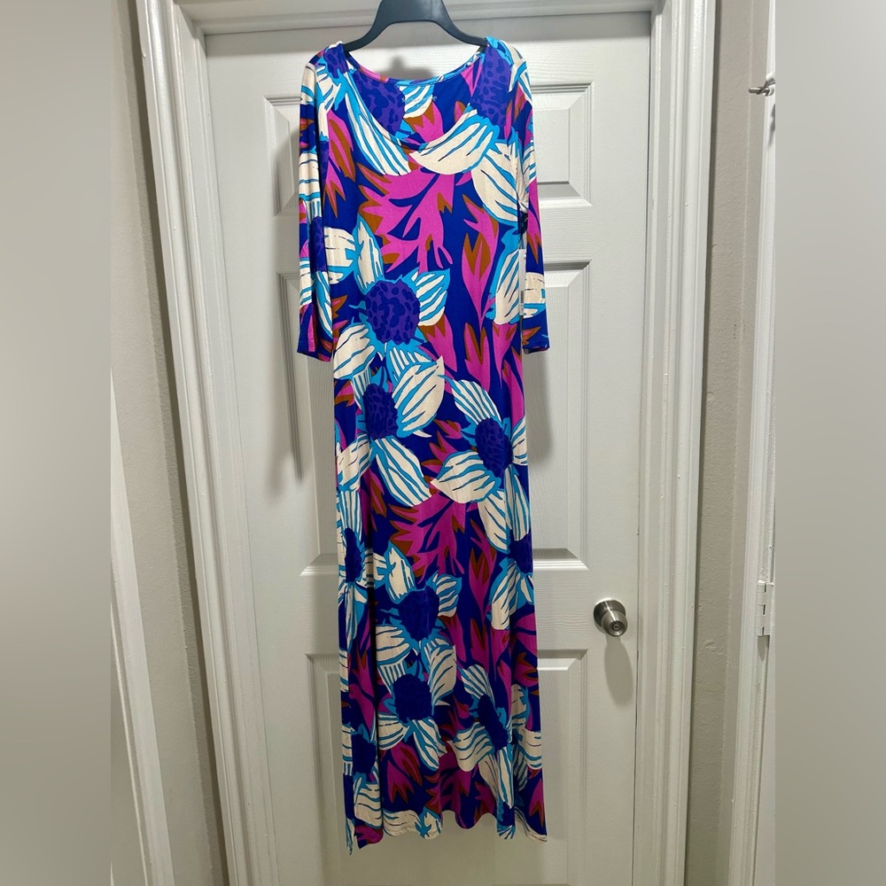 Soft Surroundings Vibrant Floral Long Sleeve Dress